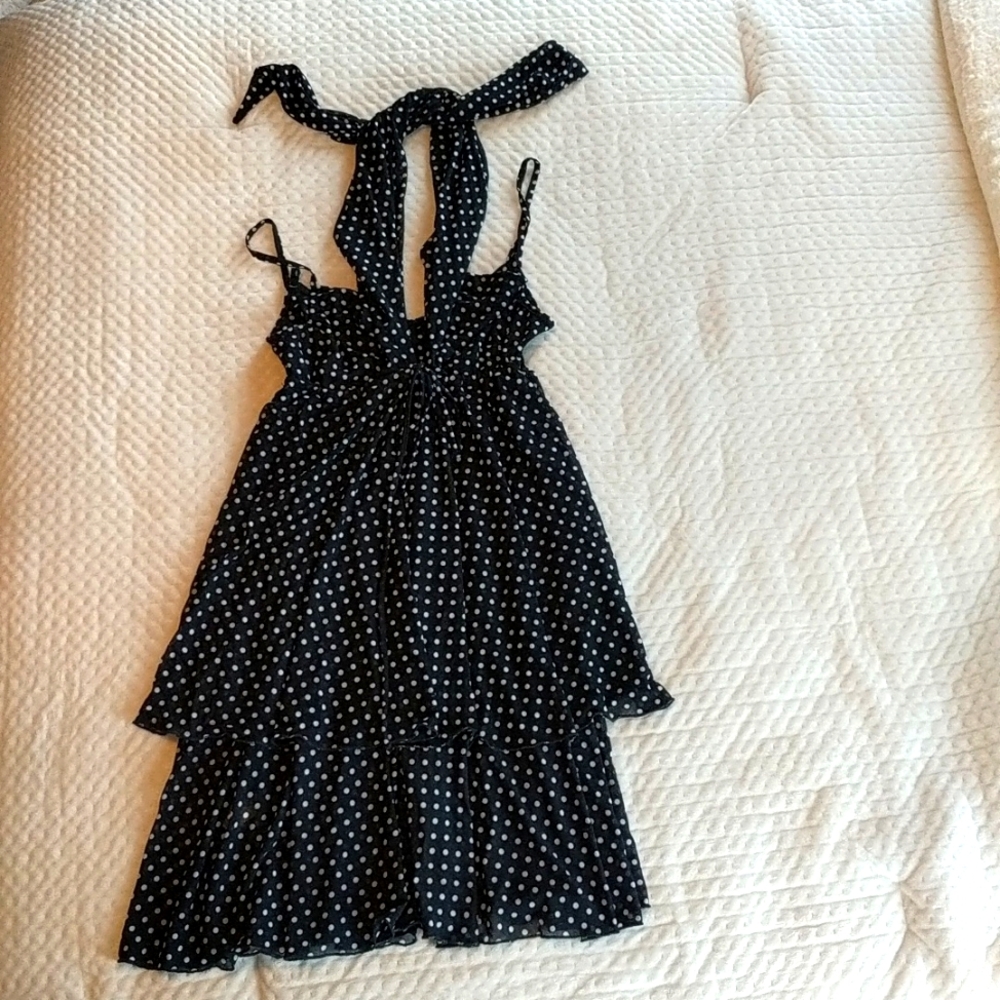 Black & white polka dot beach coverup dress with beach bag. size: M